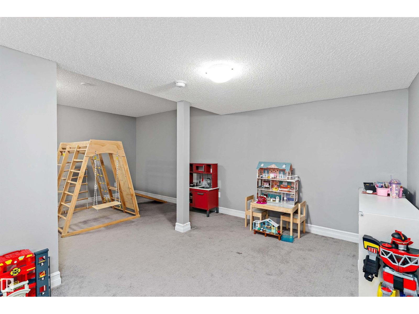 Photo 8 of 5813 64 St, Beaumont AB