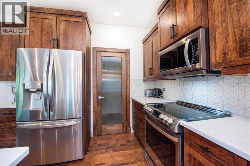 Single Family House for Sale in  Tuscany Glen Place NW Tuscany Calgary 