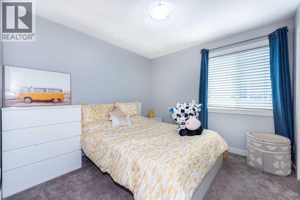 Single Family House for Sale in  Tuscany Glen Place NW Tuscany Calgary 