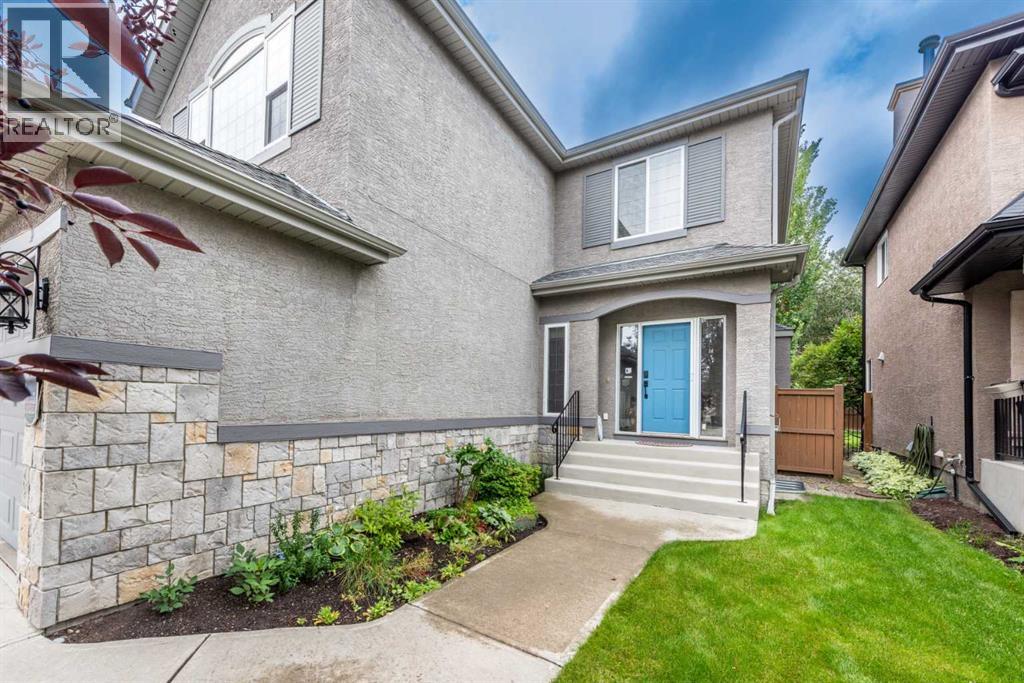 Single Family House for Sale in  Tuscany Glen Place NW Tuscany Calgary 