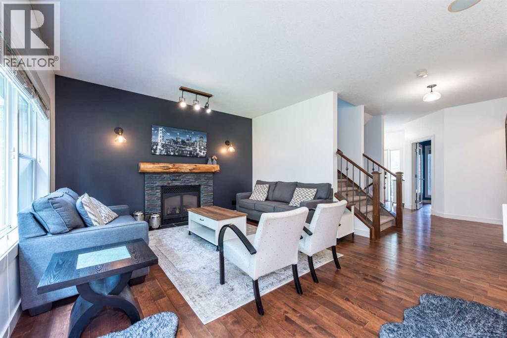 Single Family House for Sale in  Tuscany Glen Place NW Tuscany Calgary 
