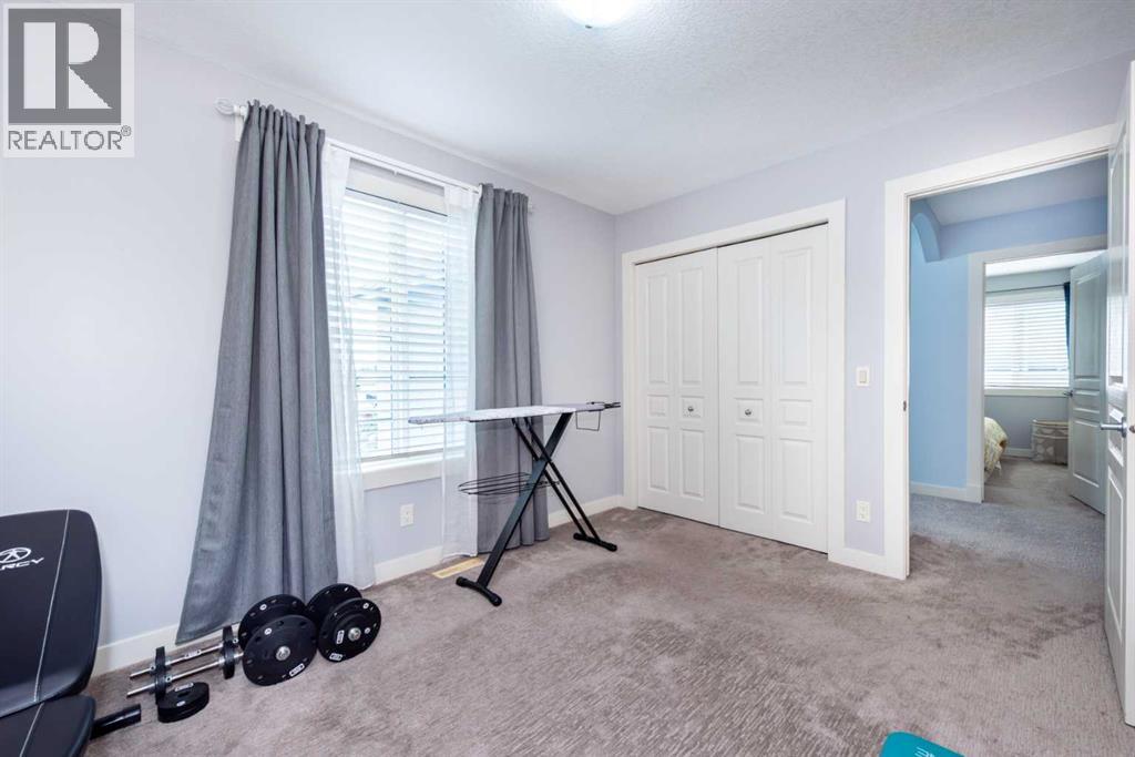 Single Family House for Sale in  Tuscany Glen Place NW Tuscany Calgary 
