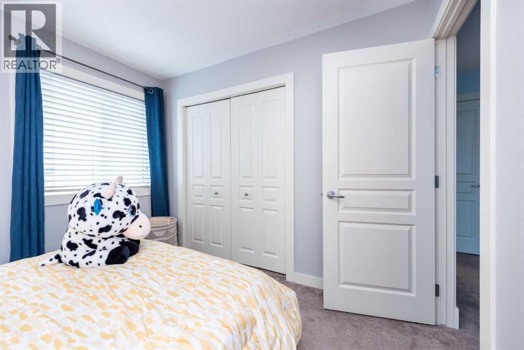 Single Family House for Sale in  Tuscany Glen Place NW Tuscany Calgary 