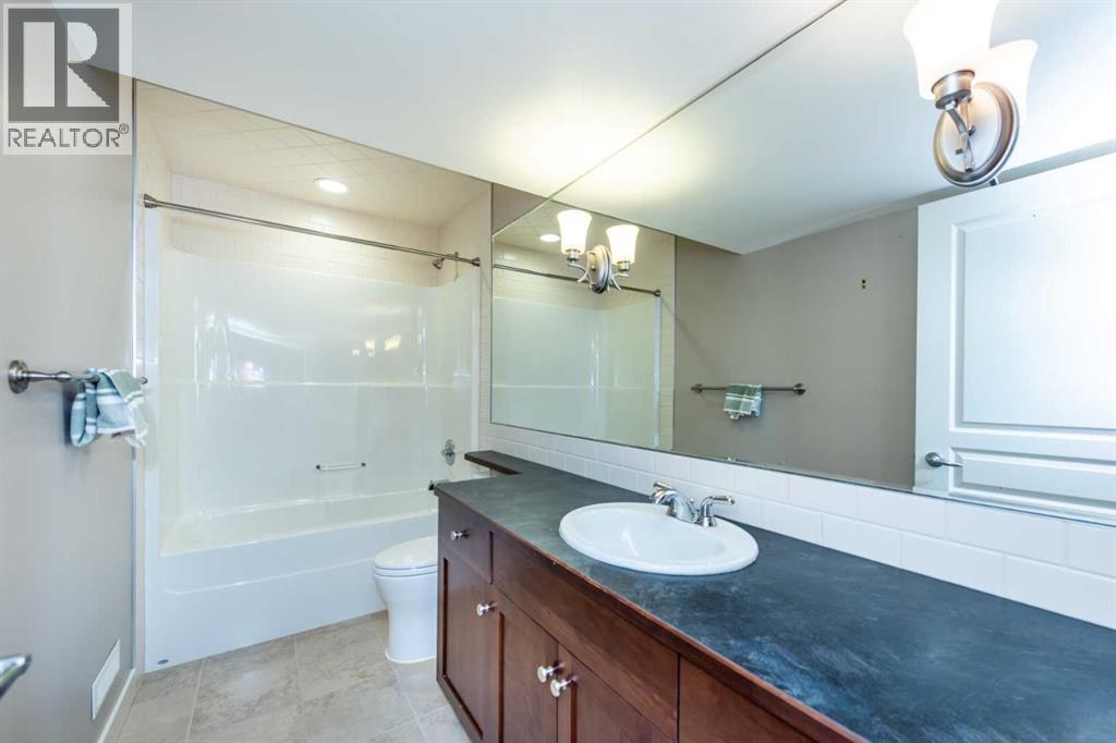 Single Family House for Sale in  Tuscany Glen Place NW Tuscany Calgary 