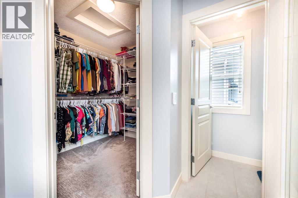 Single Family House for Sale in  Tuscany Glen Place NW Tuscany Calgary 