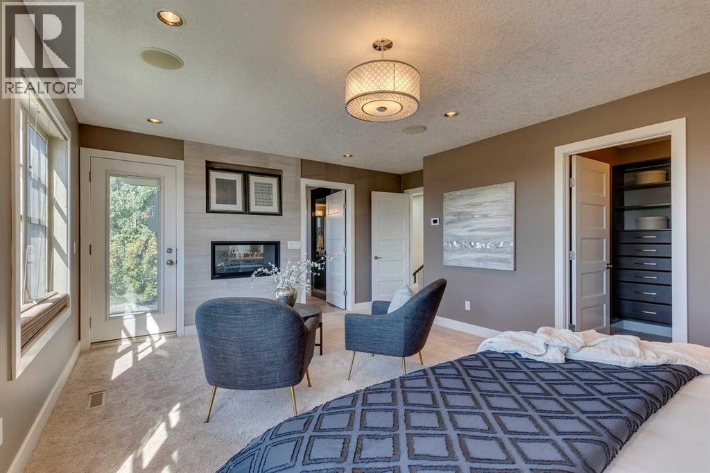 Single Family House for Sale in   Avenue SW Altadore Calgary 