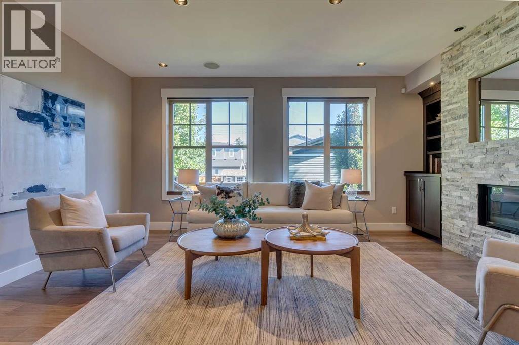 Single Family House for Sale in   Avenue SW Altadore Calgary 
