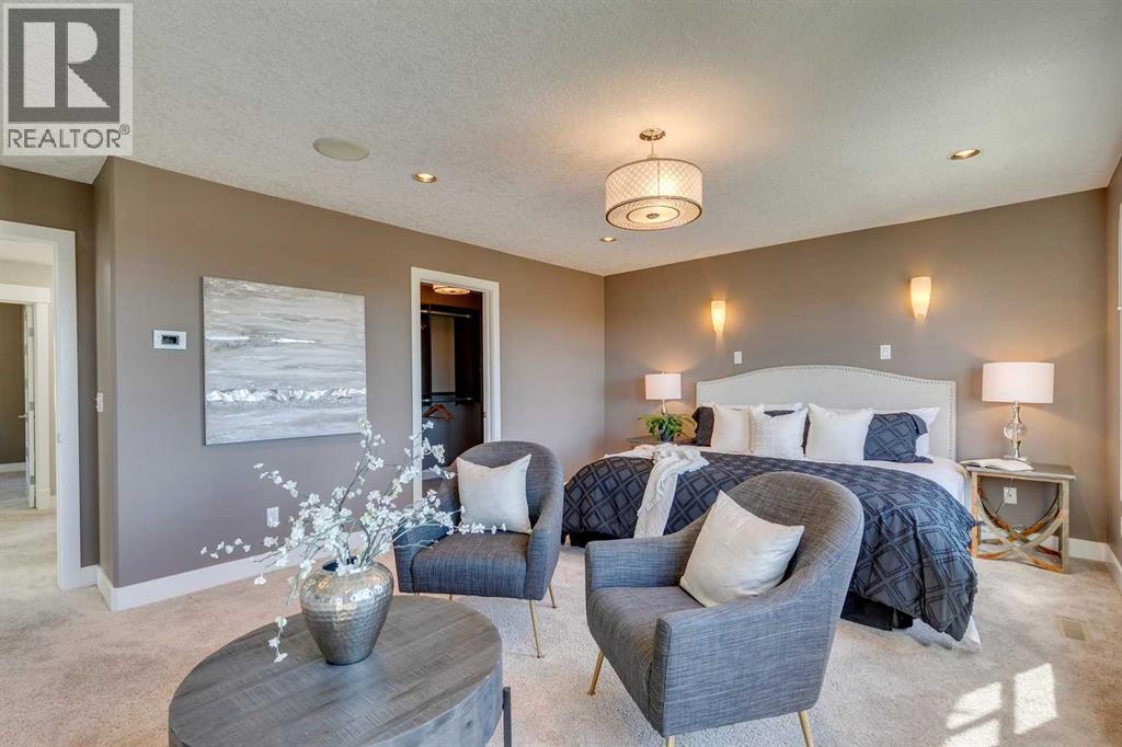 Single Family House for Sale in   Avenue SW Altadore Calgary 