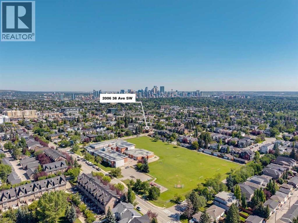 Single Family House for Sale in   Avenue SW Altadore Calgary 
