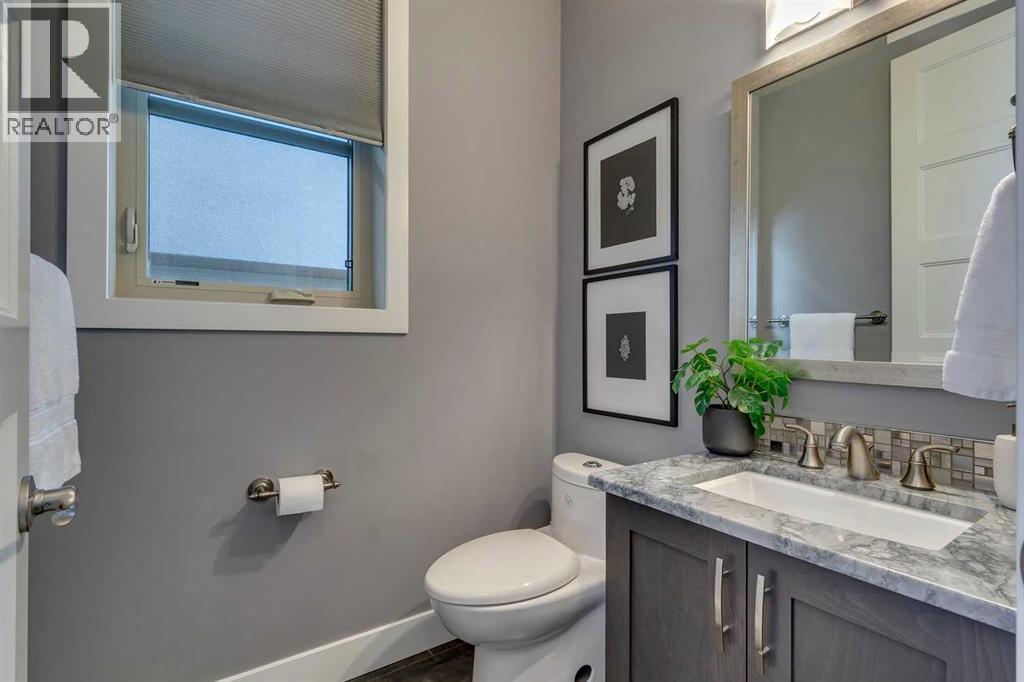 Single Family House for Sale in   Avenue SW Altadore Calgary 