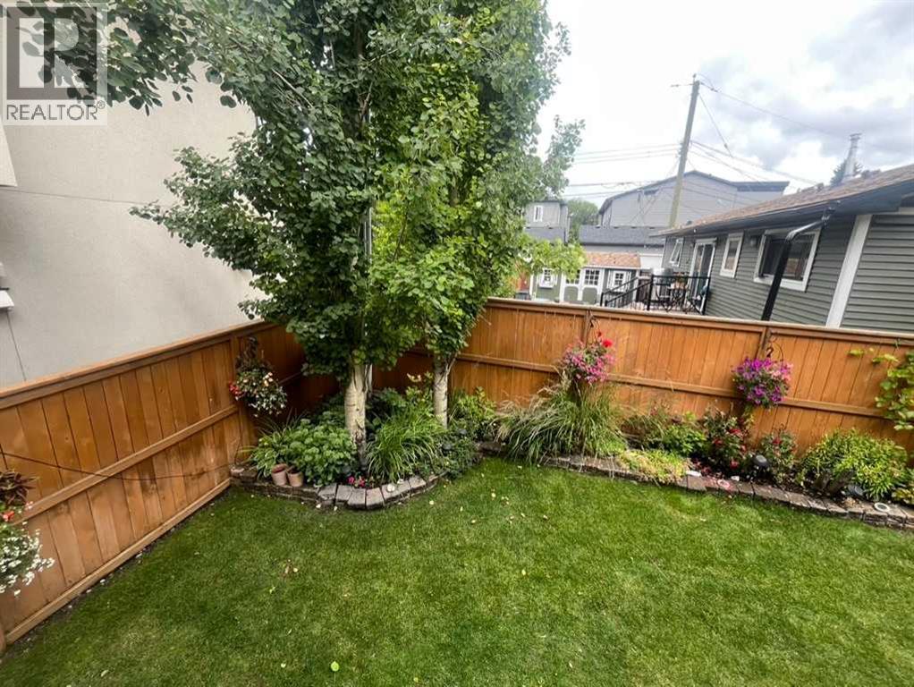 Single Family House for Sale in   Avenue SW Altadore Calgary 