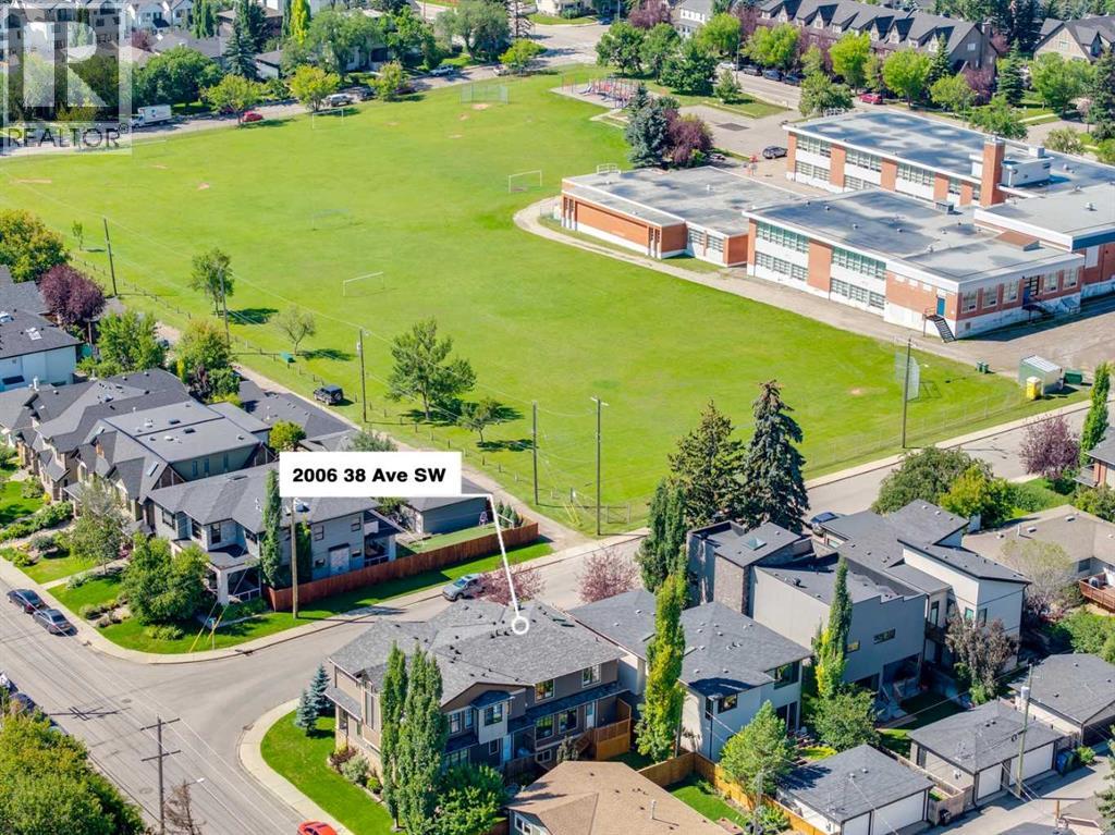 Single Family House for Sale in   Avenue SW Altadore Calgary 