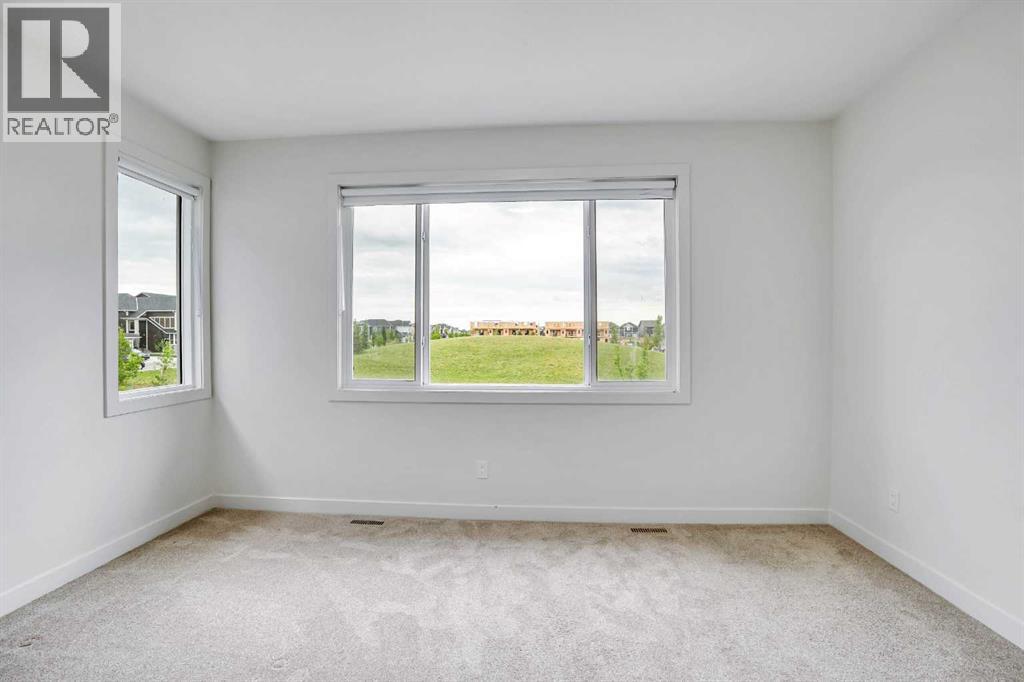 Single Family House for Sale in   Saddlestone Heath NE Saddle Ridge Calgary 