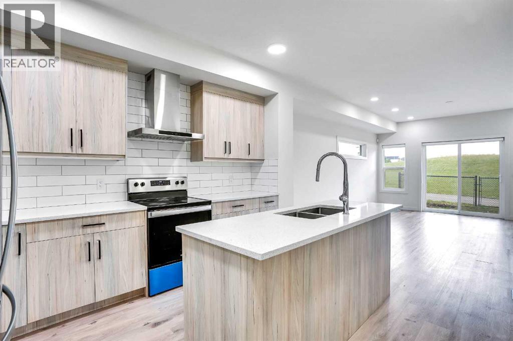 Single Family House for Sale in   Saddlestone Heath NE Saddle Ridge Calgary 