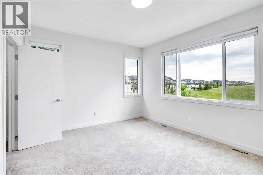 Single Family House for Sale in   Saddlestone Heath NE Saddle Ridge Calgary 