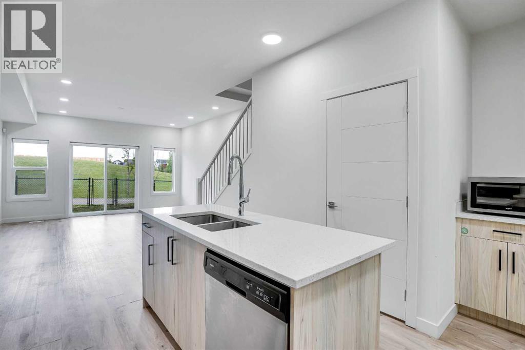 Single Family House for Sale in   Saddlestone Heath NE Saddle Ridge Calgary 