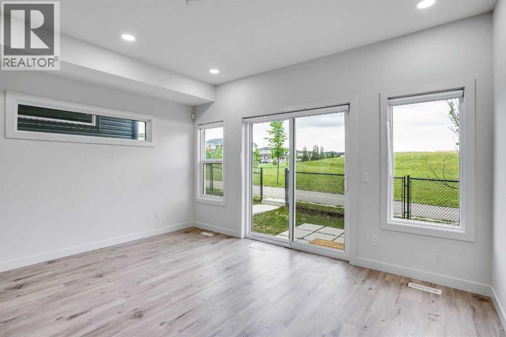 Single Family House for Sale in   Saddlestone Heath NE Saddle Ridge Calgary 