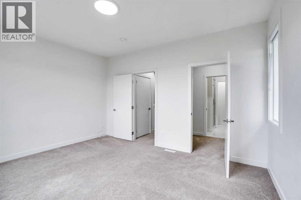 Single Family House for Sale in   Saddlestone Heath NE Saddle Ridge Calgary 