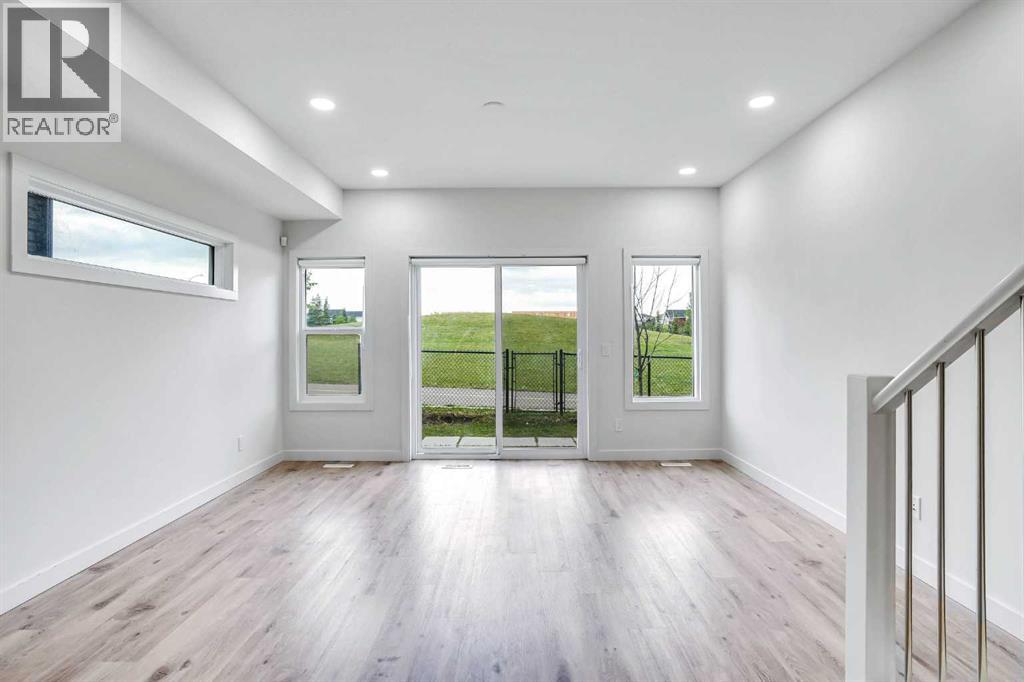 Single Family House for Sale in   Saddlestone Heath NE Saddle Ridge Calgary 