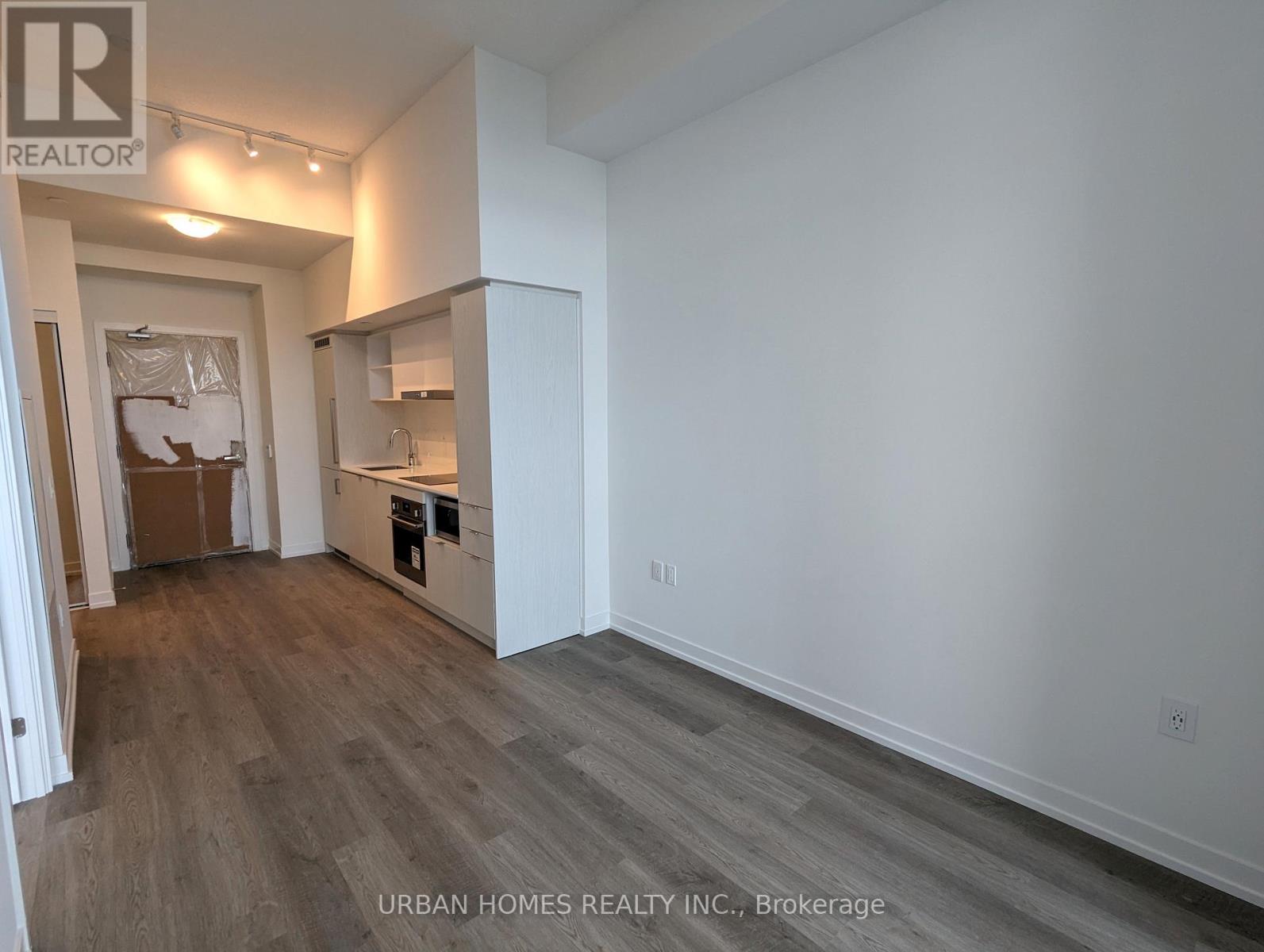 Photo 15 of 5107 55 Cooper Street, Toronto ON