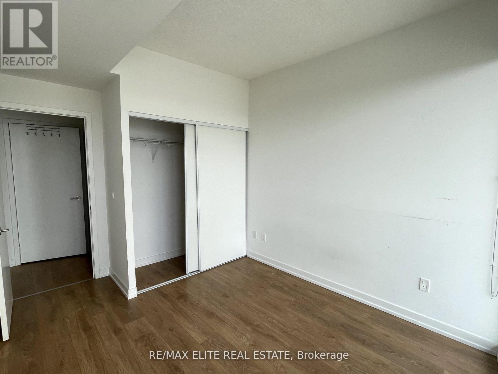 Photo 5 of 3608 115 Mcmahon Drive, Toronto ON
