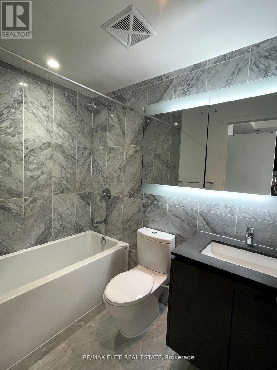 Photo 2 of 3608 115 Mcmahon Drive, Toronto ON
