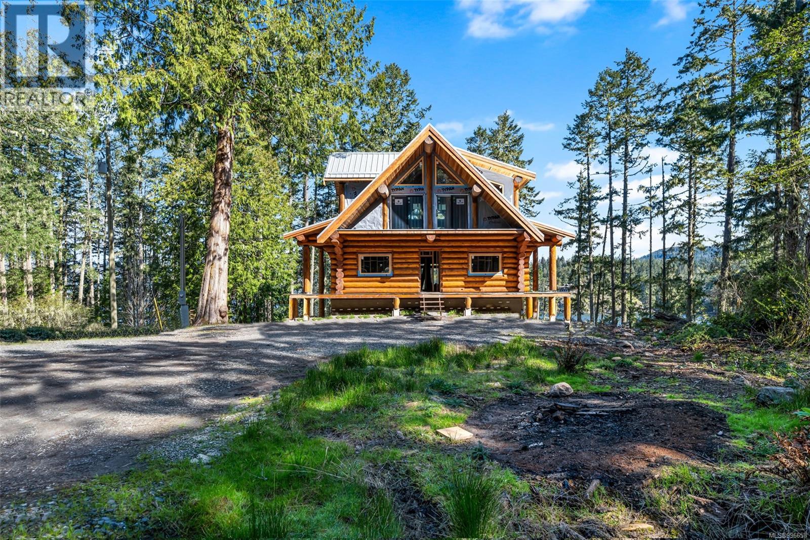 Photo 8 of 998 Gillespie Rd, Sooke BC