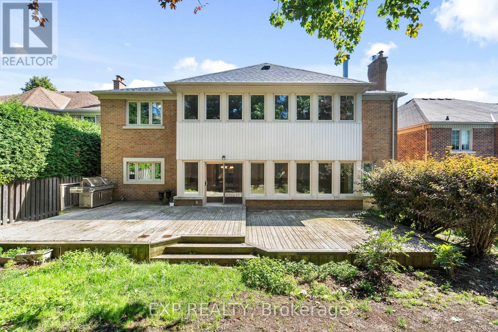 Photo 27 of 959 Lockwood Circle, Newmarket ON