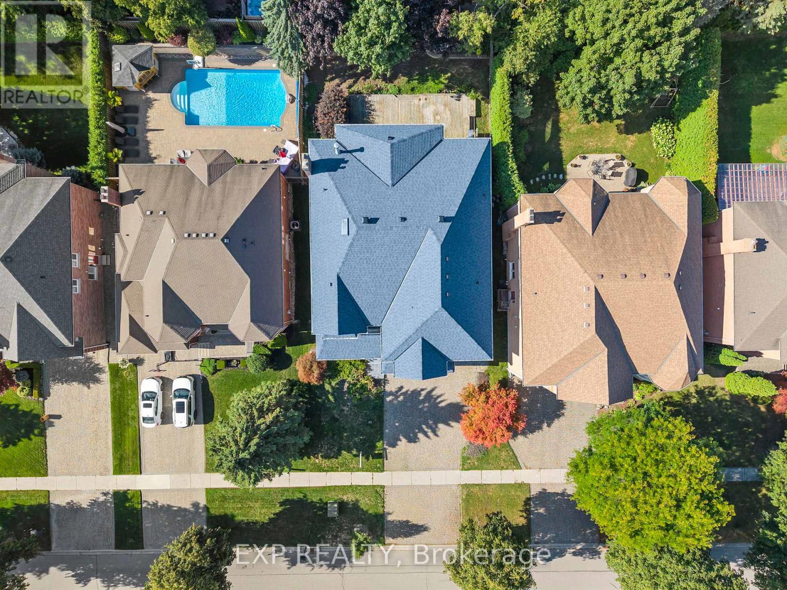 Photo 30 of 959 Lockwood Circle, Newmarket ON