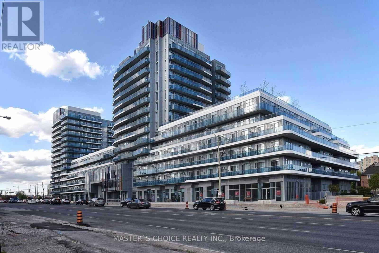 Photo 8 of 920 9471 Yonge Street, Richmond Hill ON