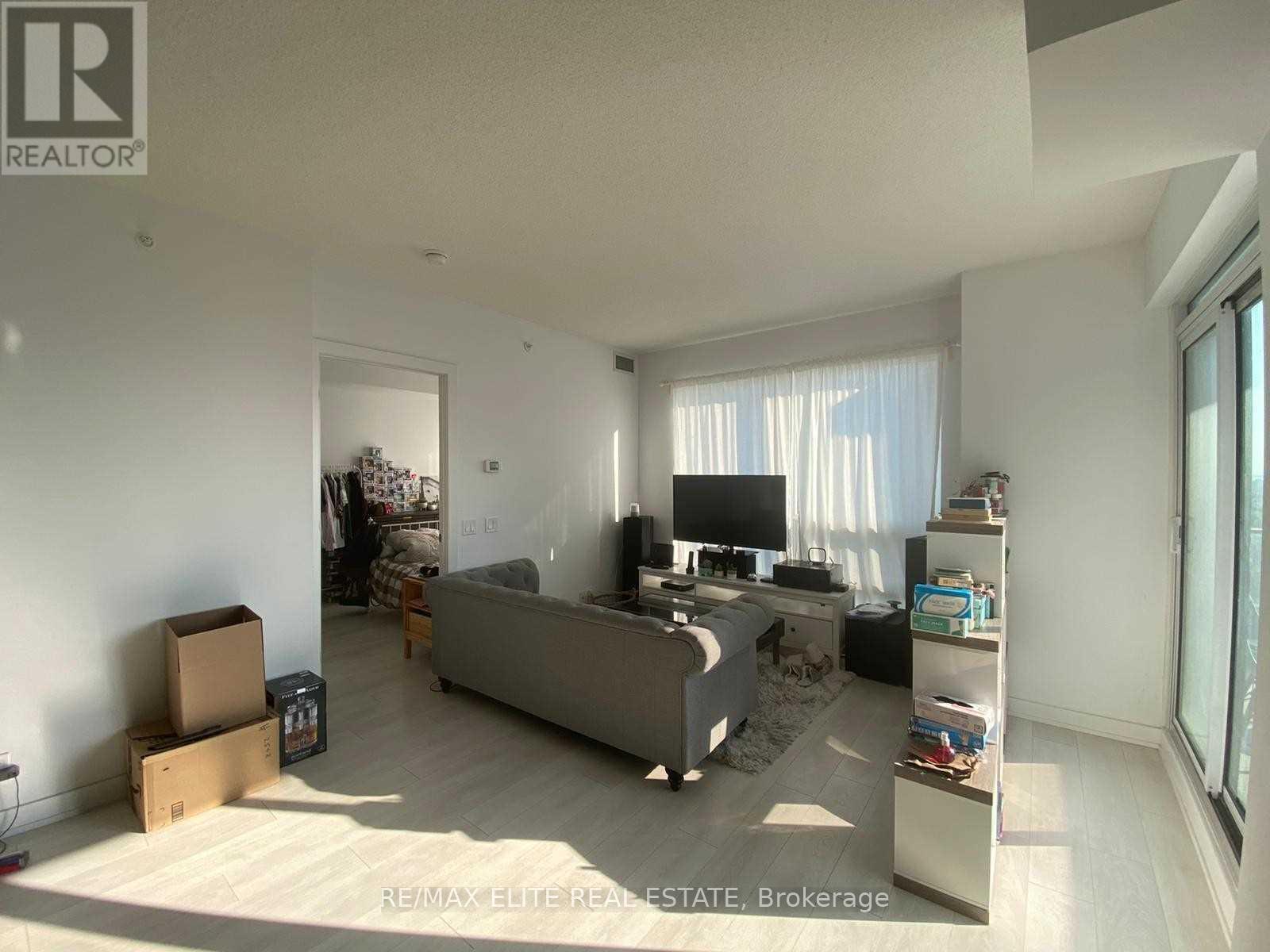Photo 6 of 2502 2220 Lakeshore Boulevard W, Toronto ON