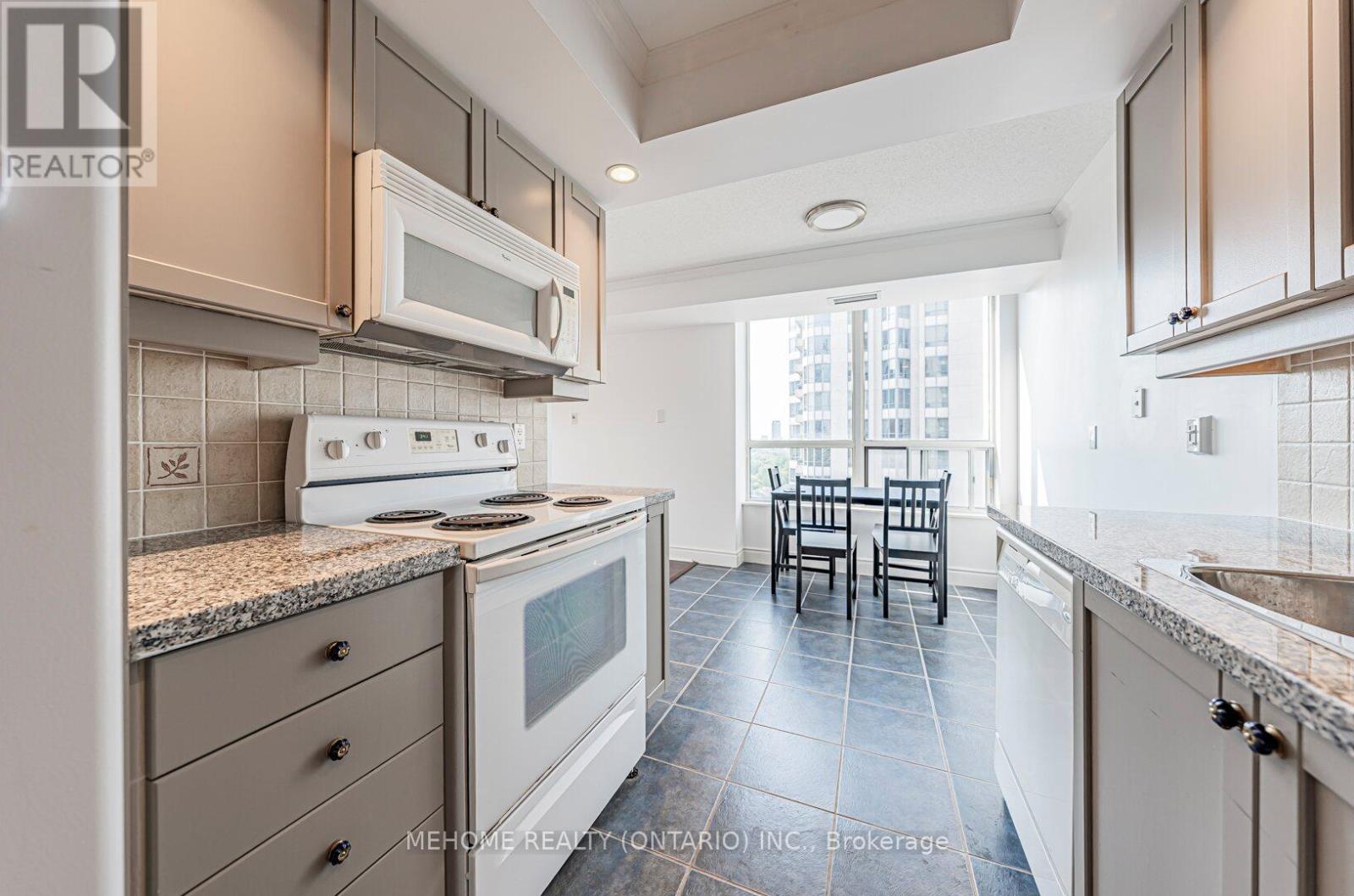 Photo 8 of 1304 10 Northtown Way, Toronto ON