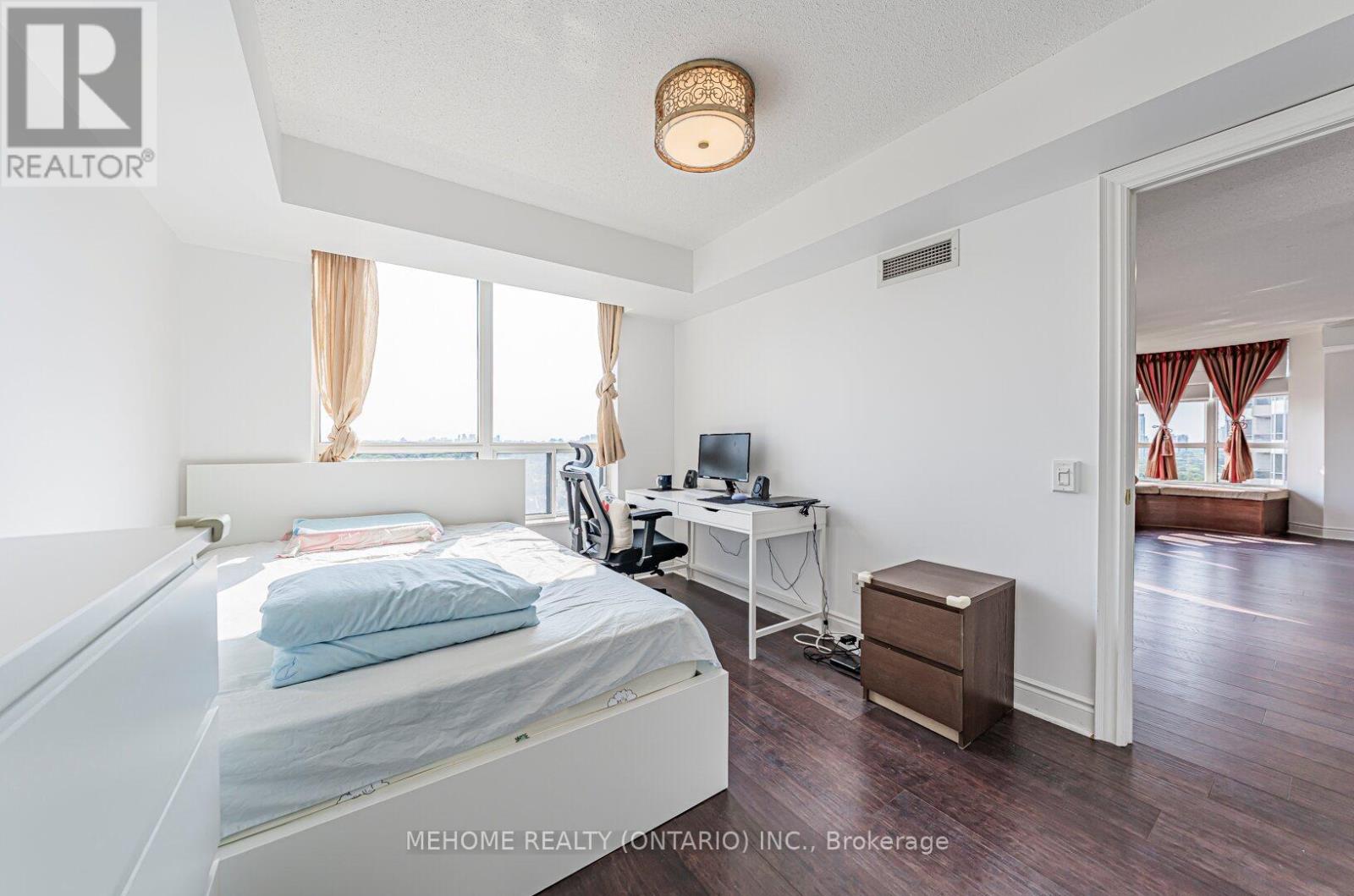 Photo 17 of 1304 10 Northtown Way, Toronto ON