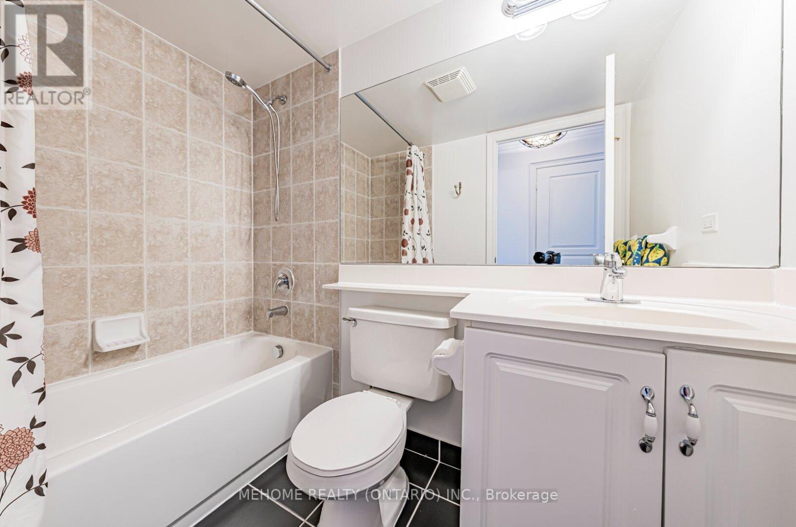 Photo 6 of 1304 10 Northtown Way, Toronto ON