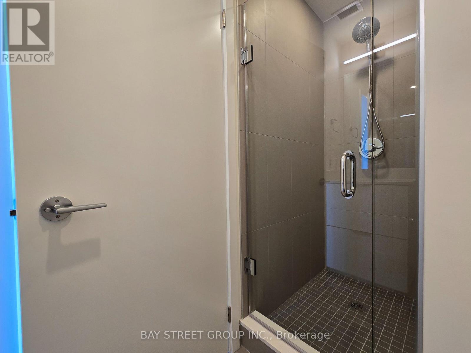 Photo 17 of 3607 89 Church Street, Toronto ON