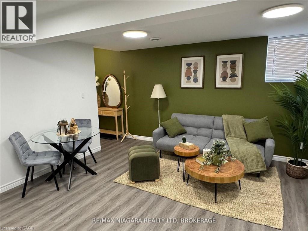 Photo 5 of 8196 Mcleod Road Unit 3 Lower, Niagara Falls ON