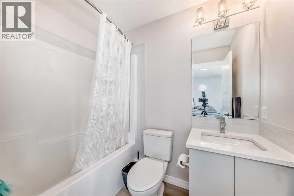 Single Family House 4 Level for Sale in  Rangeview Drive SE Rangeview Calgary 