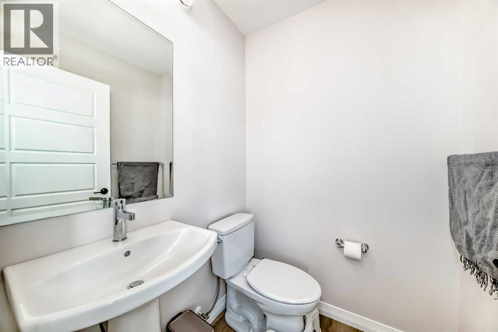 Single Family House 4 Level for Sale in  Rangeview Drive SE Rangeview Calgary 