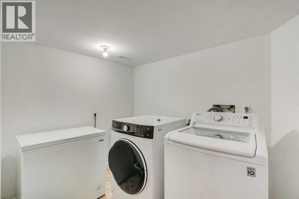 Single Family House for Sale in  Templehill Drive NE Temple Calgary 