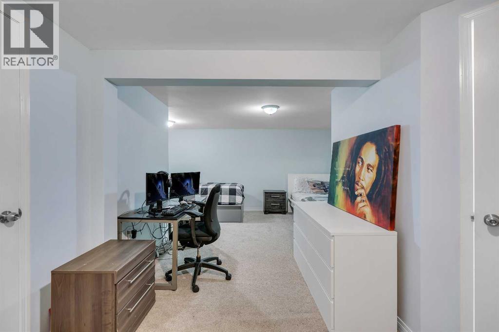 Single Family House for Sale in  Templehill Drive NE Temple Calgary 