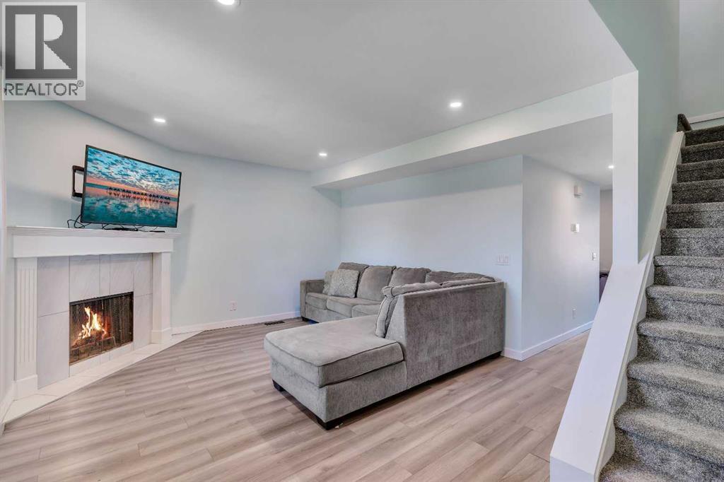 Single Family House for Sale in  Templehill Drive NE Temple Calgary 