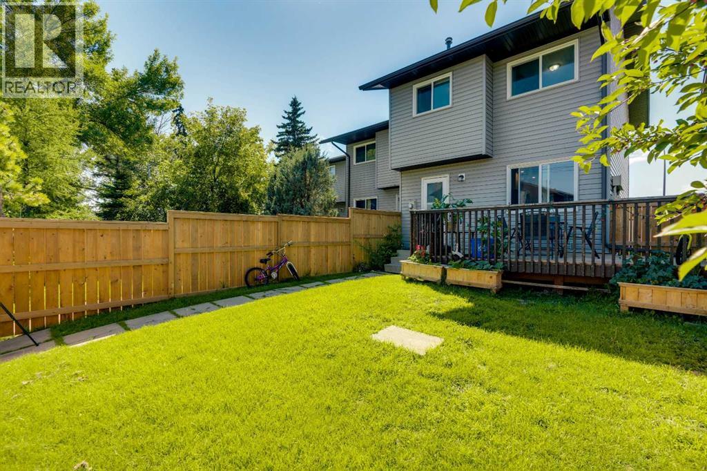 Single Family House for Sale in  Templehill Drive NE Temple Calgary 
