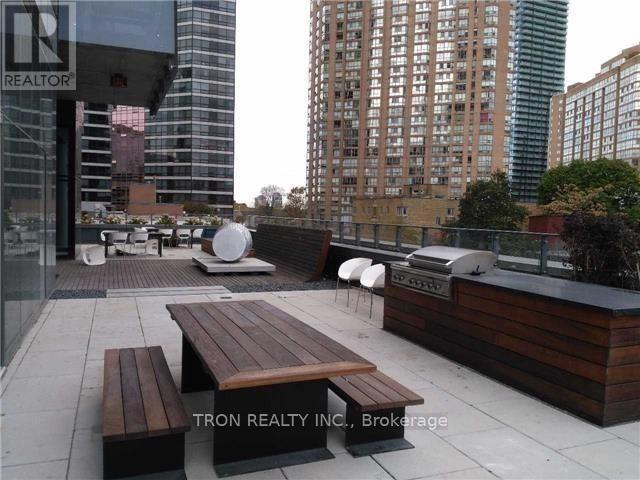 Photo 14 of 218 5 St Joseph Street, Toronto ON