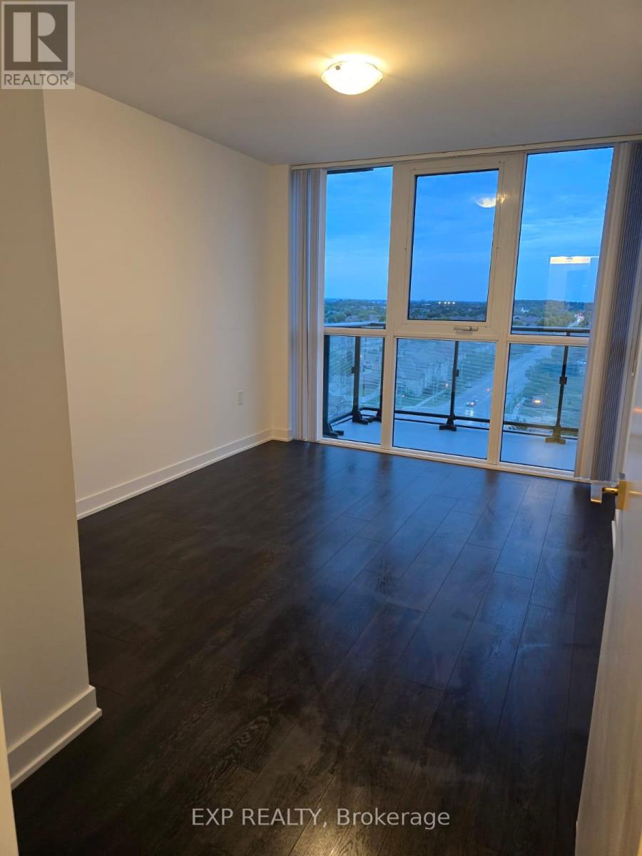 Photo 1 of 1005 75 Oneida Crescent, Richmond Hill ON