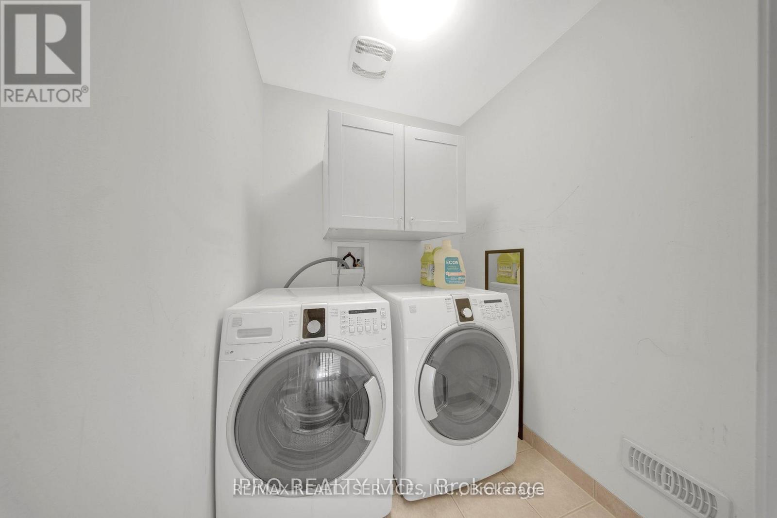 Photo 24 of 12 Goodsway Street, Brampton ON