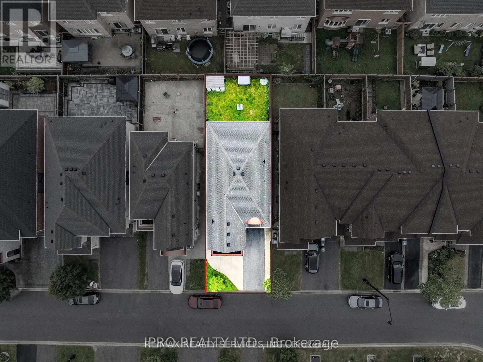 Photo 27 of 12 Goodsway Street, Brampton ON
