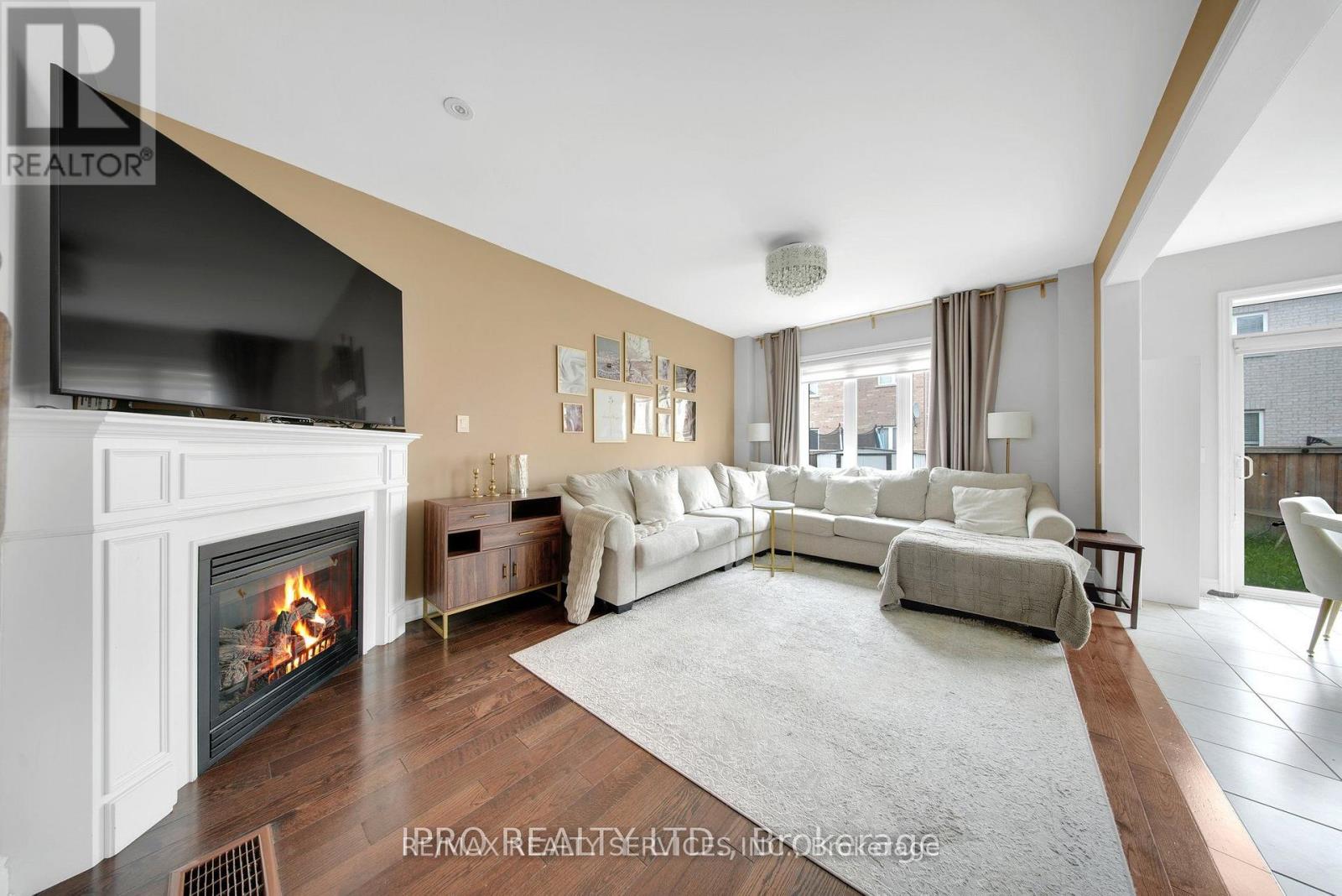 Photo 8 of 12 Goodsway Street, Brampton ON