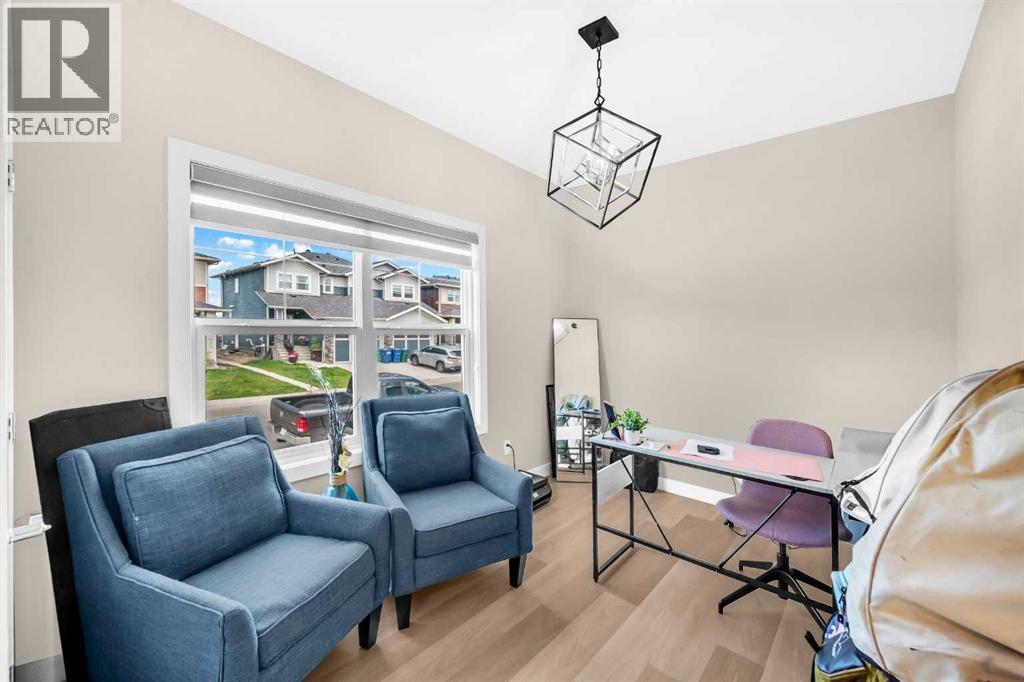 Photo 5 of 101 Midtown Close Sw, Airdrie AB