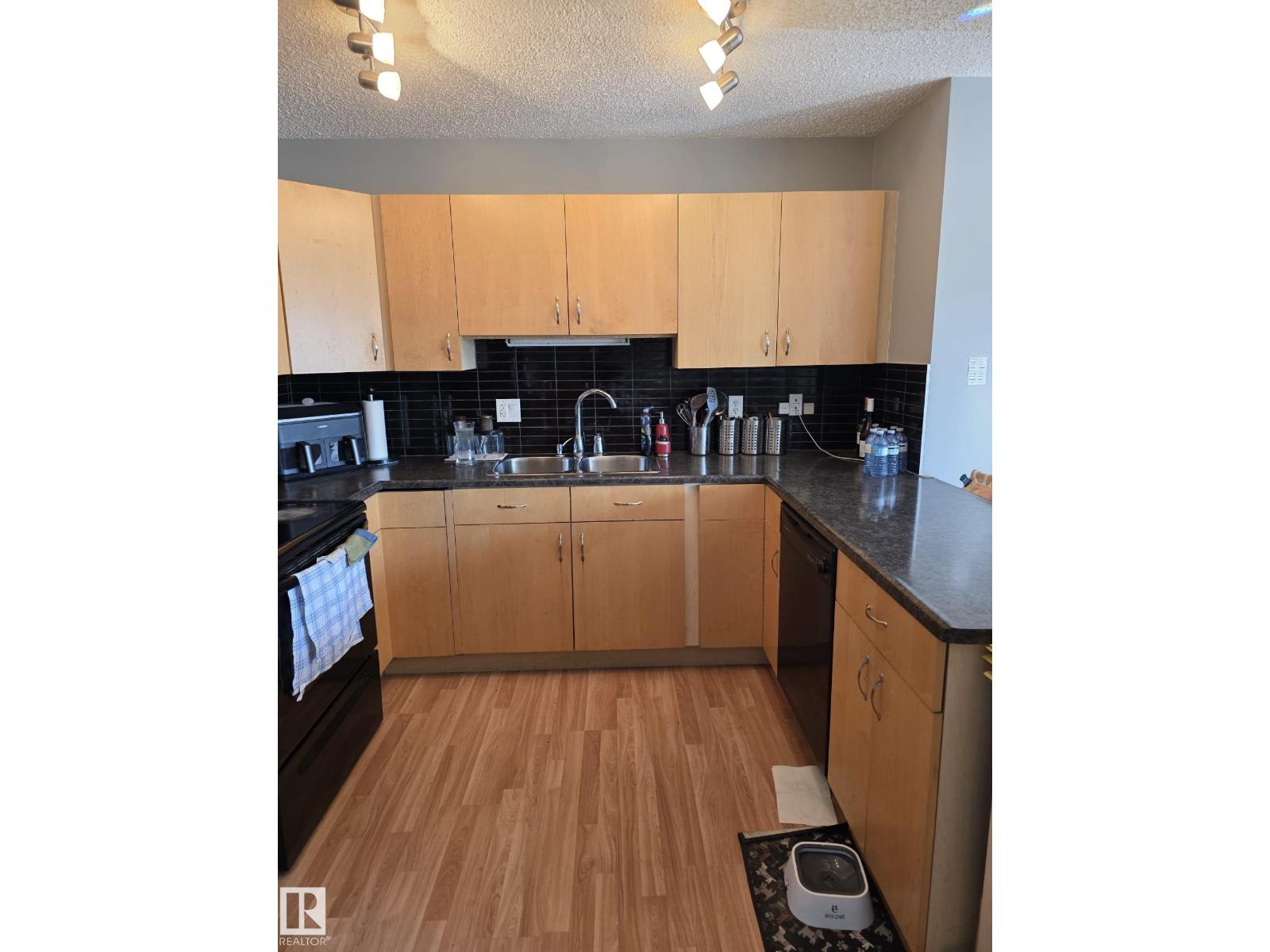 Photo 19 of 11 6304 Sandin Wy Nw, Edmonton AB