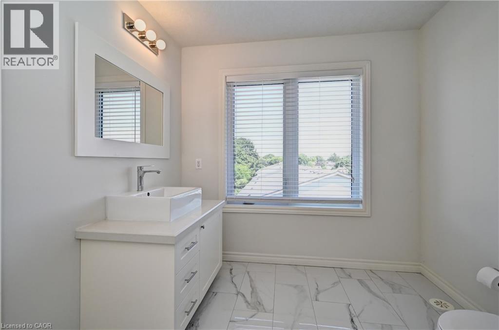 Photo 30 of 164 Heiman Street Unit 7 C, Kitchener ON
